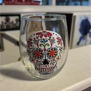 DAY OF THE DEAD SKULL DRINKING WINE GLASS